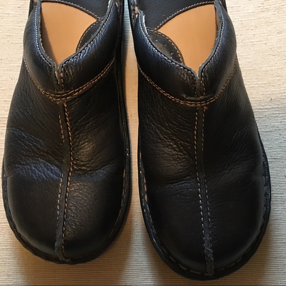 B.O.C. Women’s Clog Slip-On Shoe - Picture 4 of 4